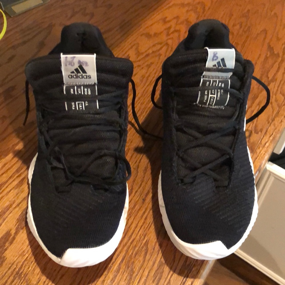 Men's Basketball Shoes